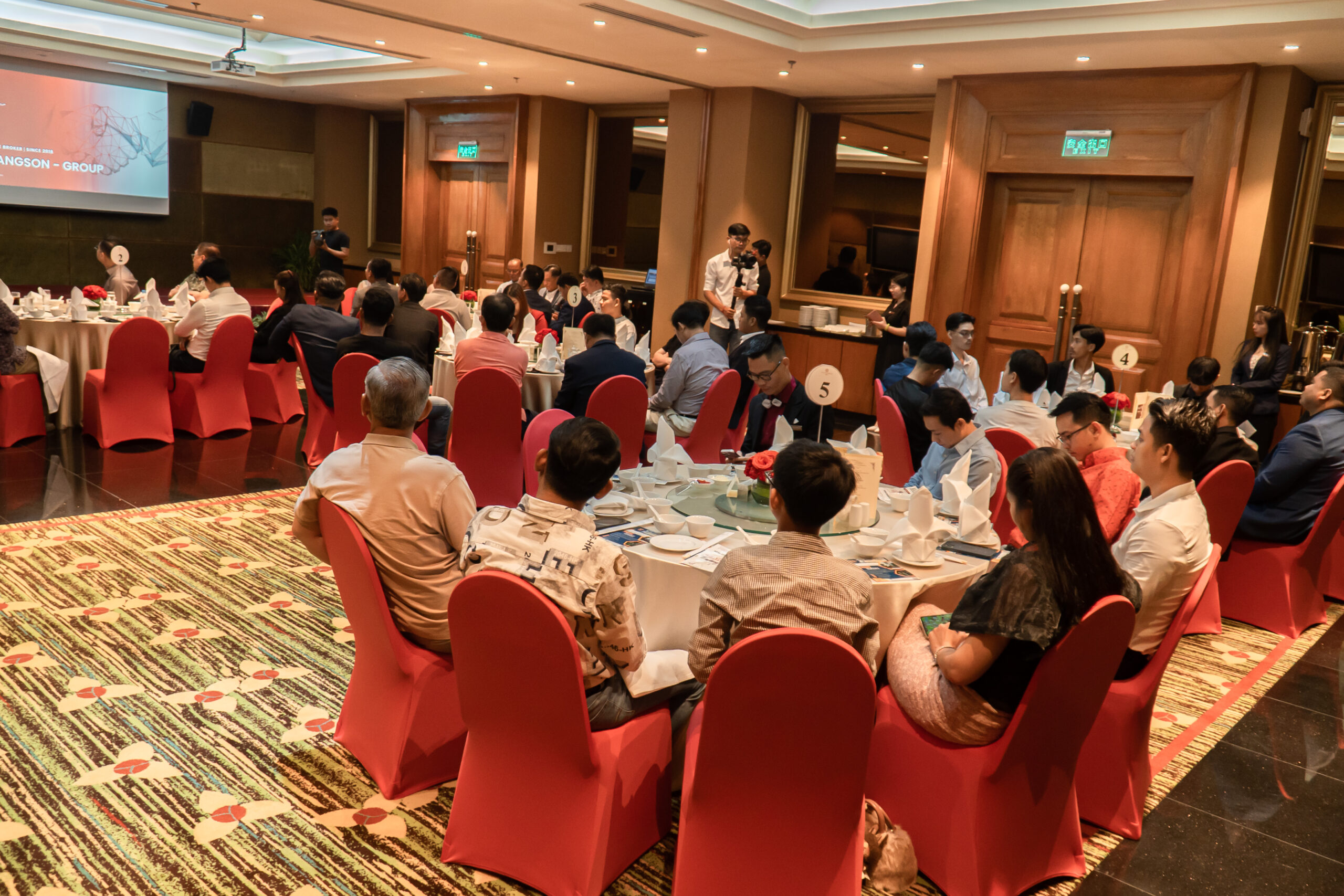 The Nonfarm Payroll Live Trading event in Phnom Penh