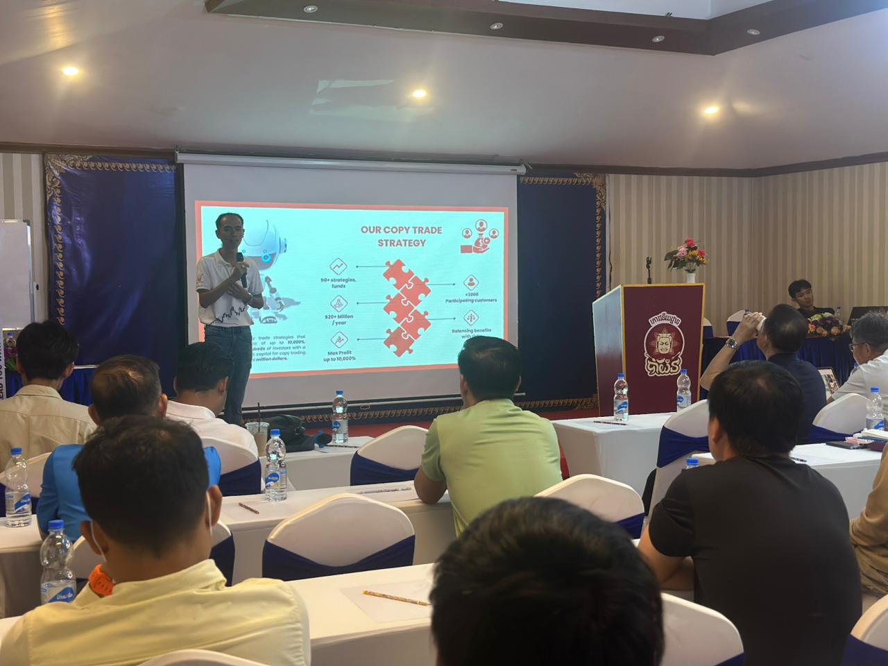 Seminar Recap: Unveiling the Power of Copy Trade at HoangSon Cambodia Education Center